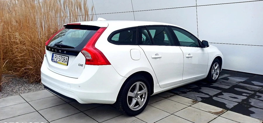 Volvo V60 cena 39900 przebieg: 270000, rok produkcji 2017 z Świebodzin małe 277